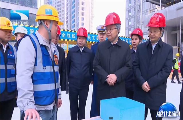 湖北省省委副书记、省长李殿勋到公海赌船710六建项目调研冬季火灾防控暨高层建筑消防安全工作